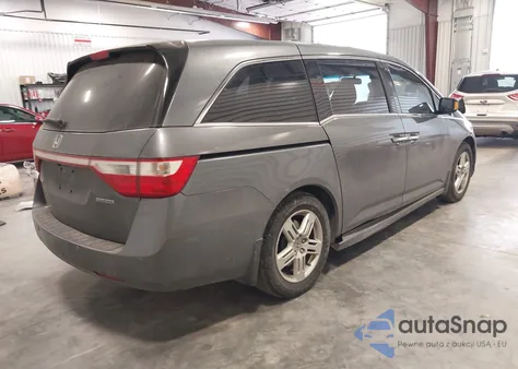 2011 Honda Odyssey Touring/Touring Elite из США, поврежденный, VIN 5FNRL5H9XBB031159